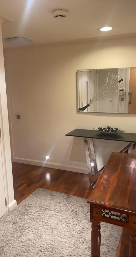 Medilon'S Apartments Londra Dış mekan fotoğraf